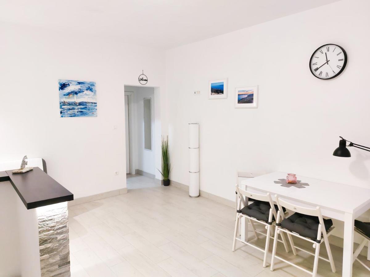 Apartment Bol - Sea, Sand And Happiness エクステリア 写真