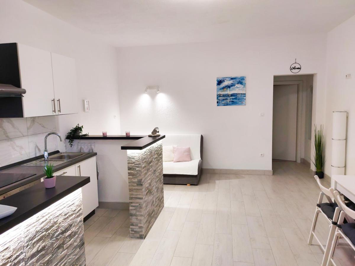 Apartment Bol - Sea, Sand And Happiness エクステリア 写真