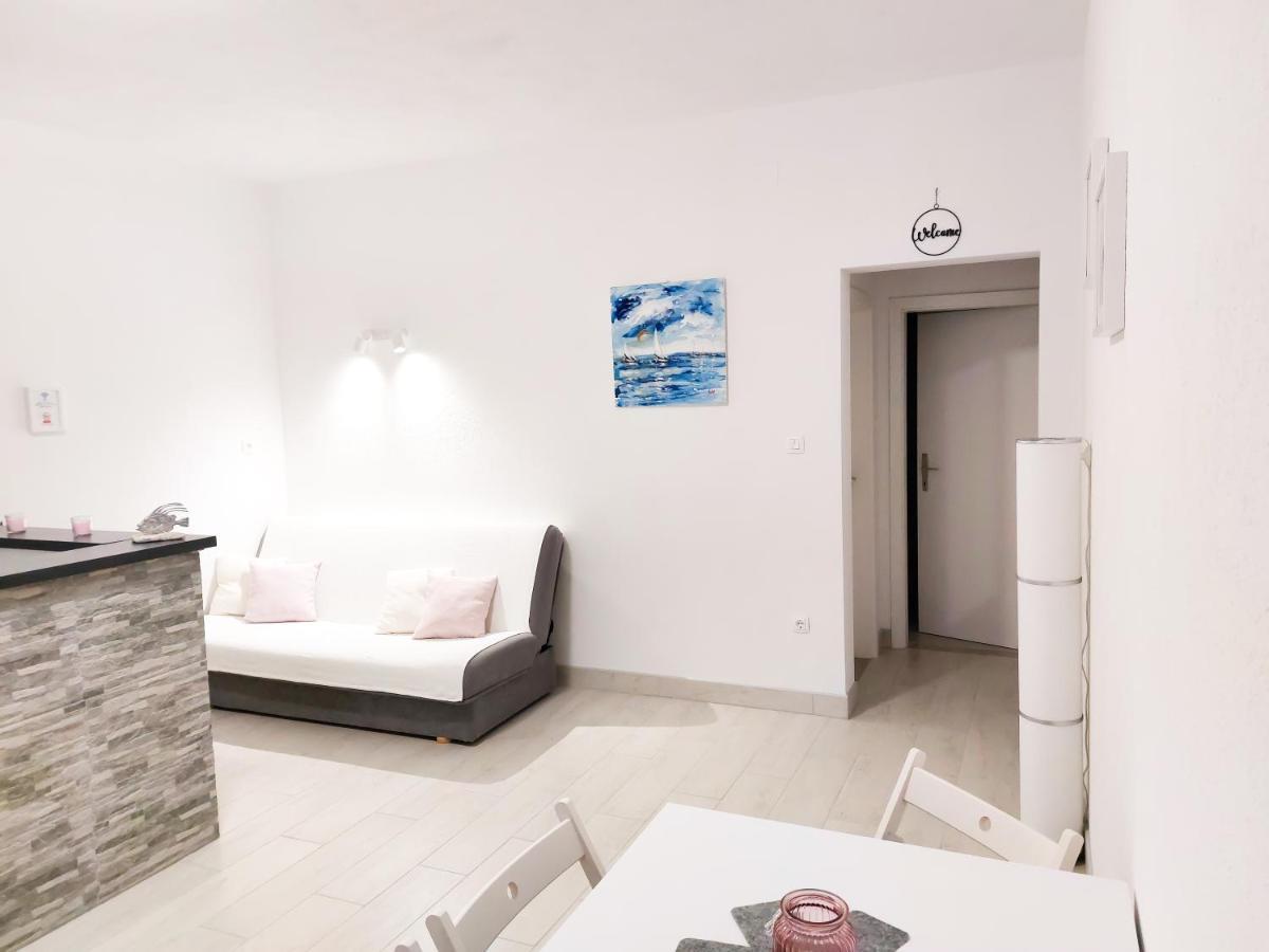 Apartment Bol - Sea, Sand And Happiness エクステリア 写真